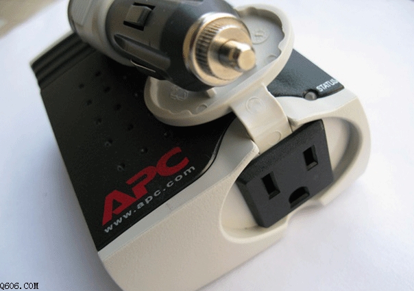 120V车载电源转换器